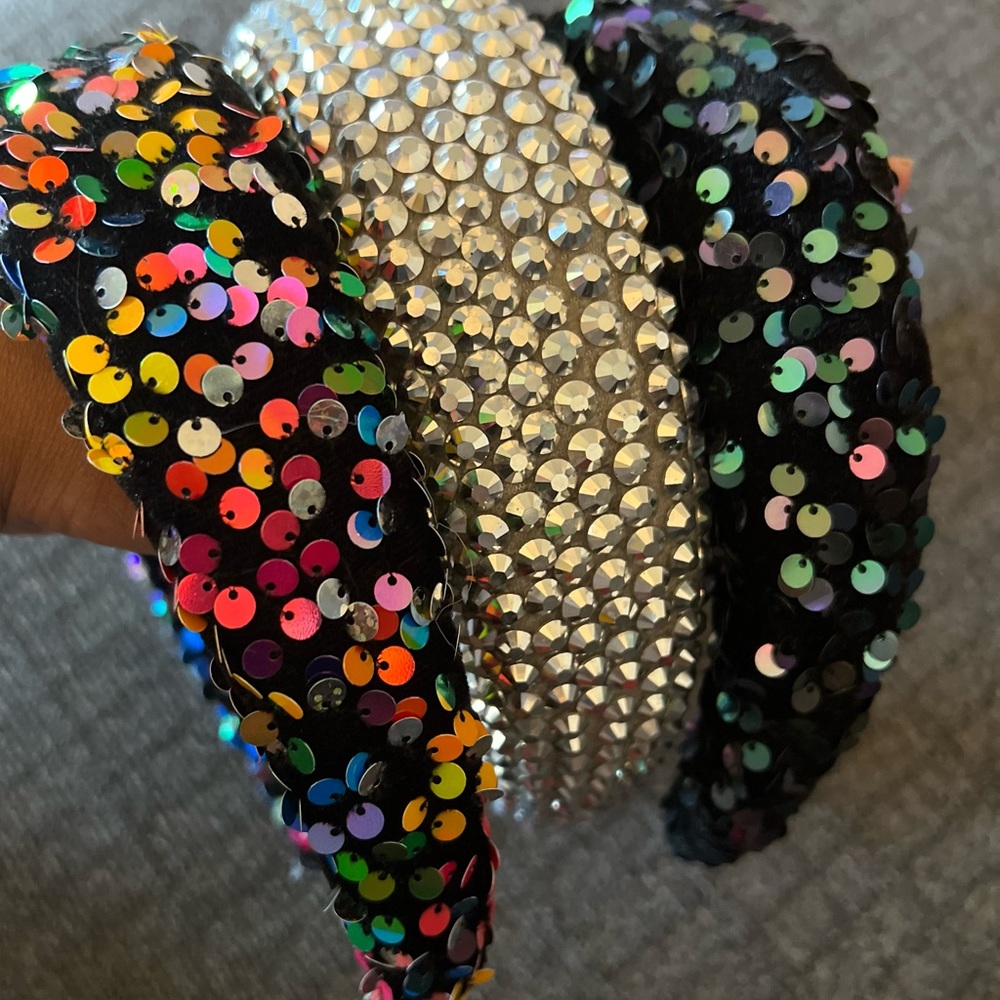 3 Wide headbands